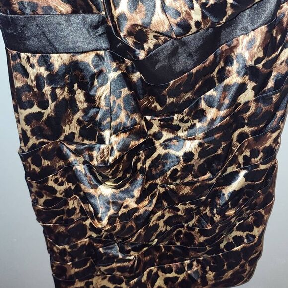 Snap Animal Print Dress - Picture 3 of 7